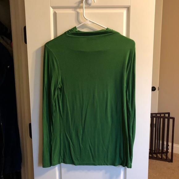 Green turtle neck - Picture 2 of 3
